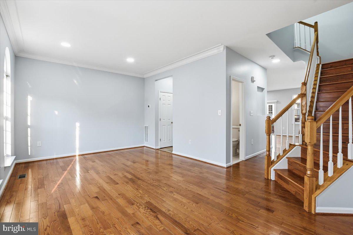 POTOMAC LAKES - Residential