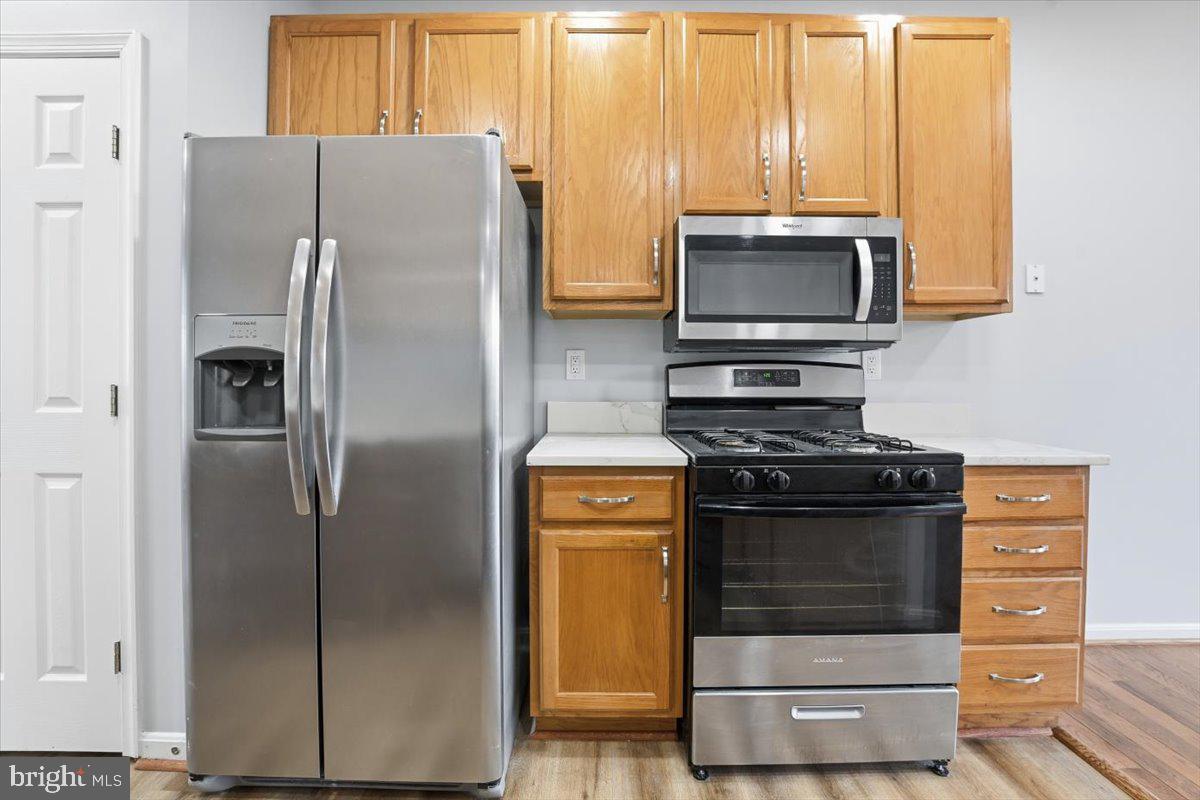 POTOMAC LAKES - Residential