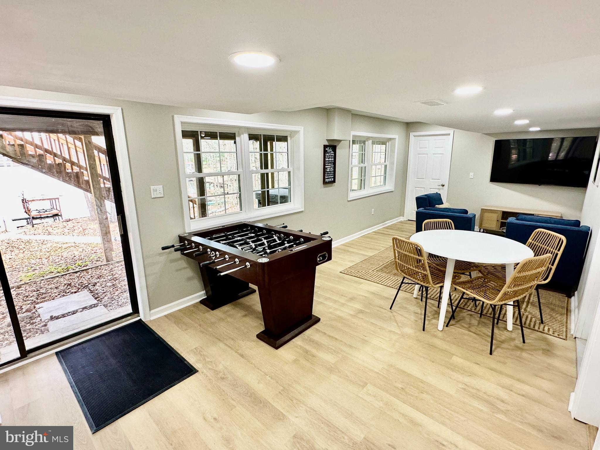 CONTRARY FOREST - Residential