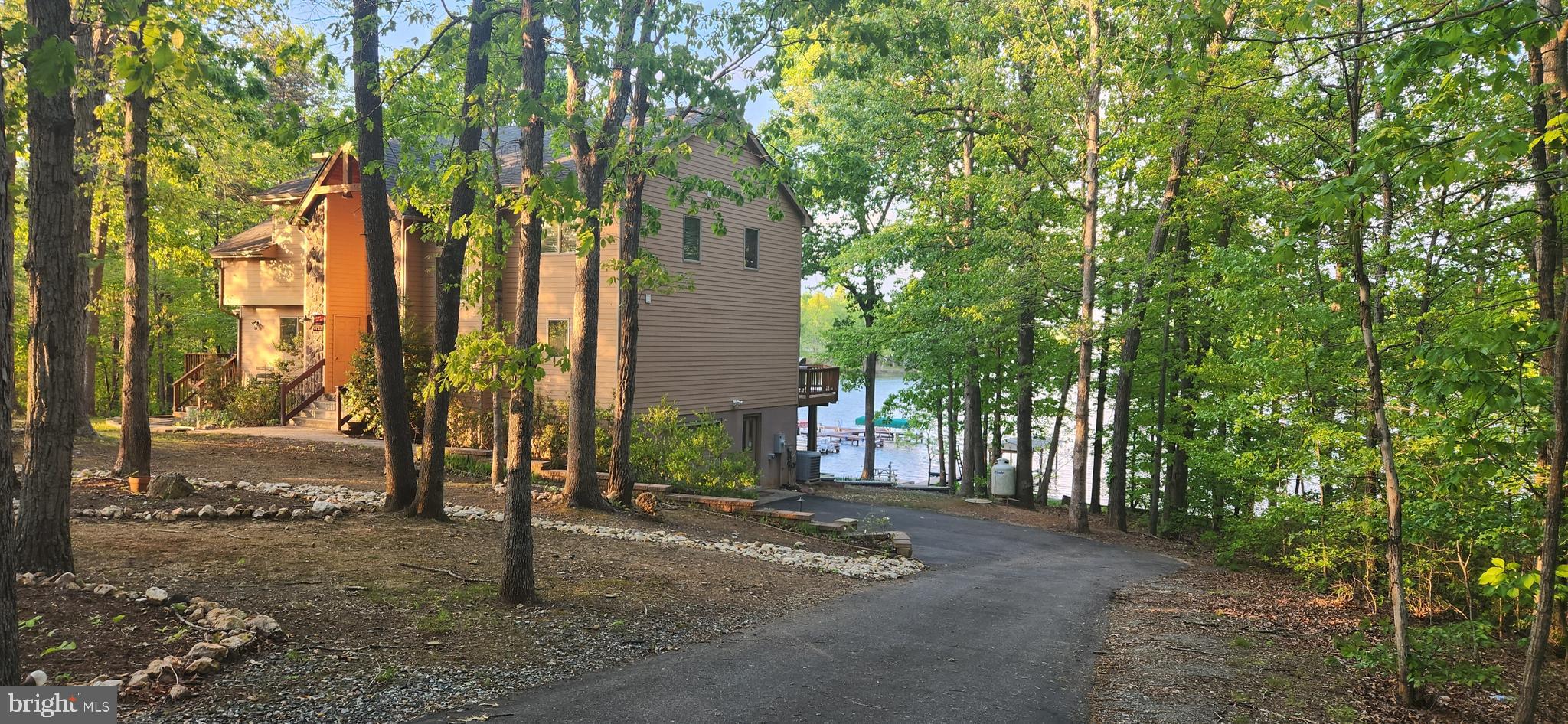 CONTRARY FOREST - Residential