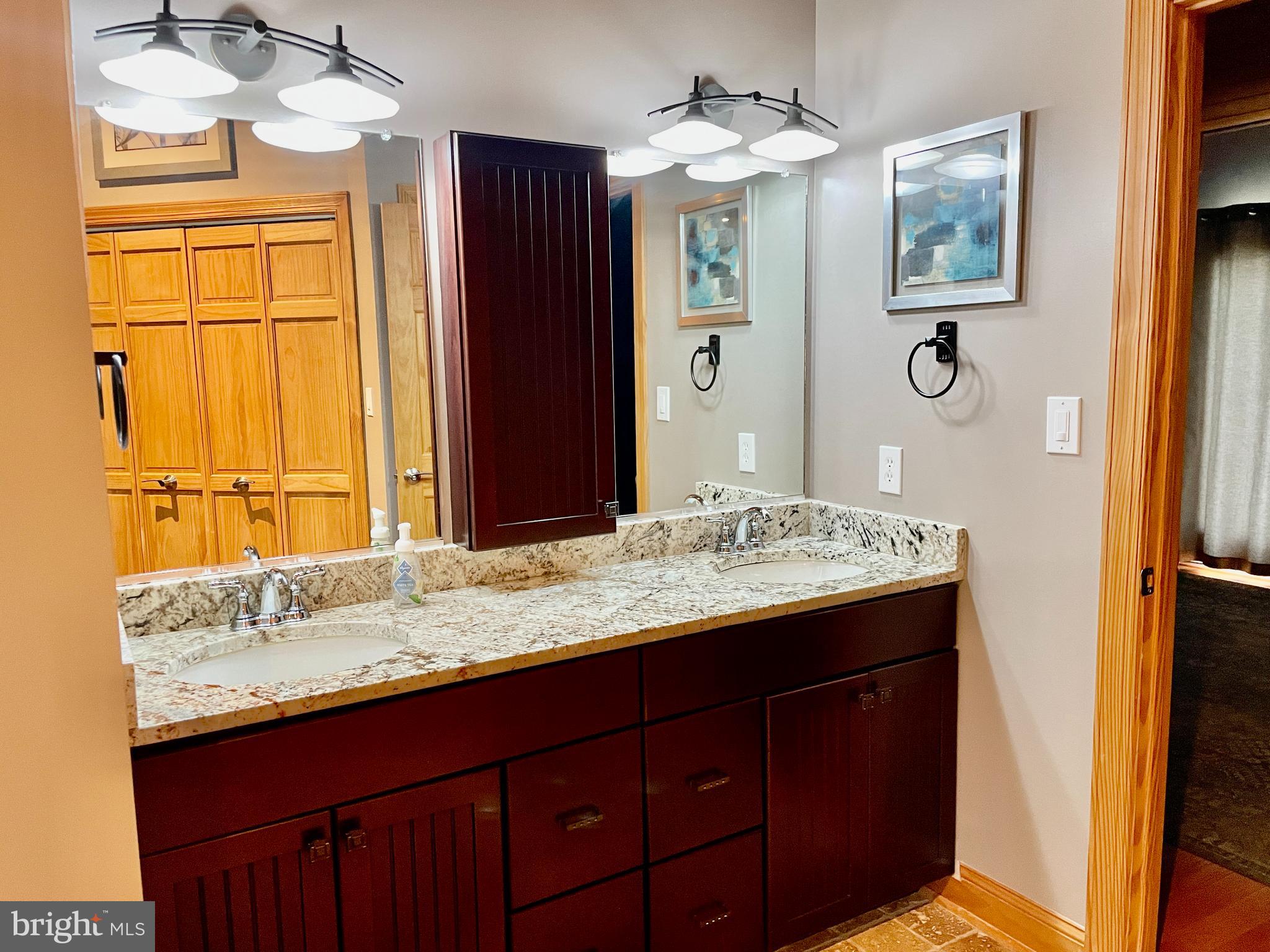 CONTRARY FOREST - Residential