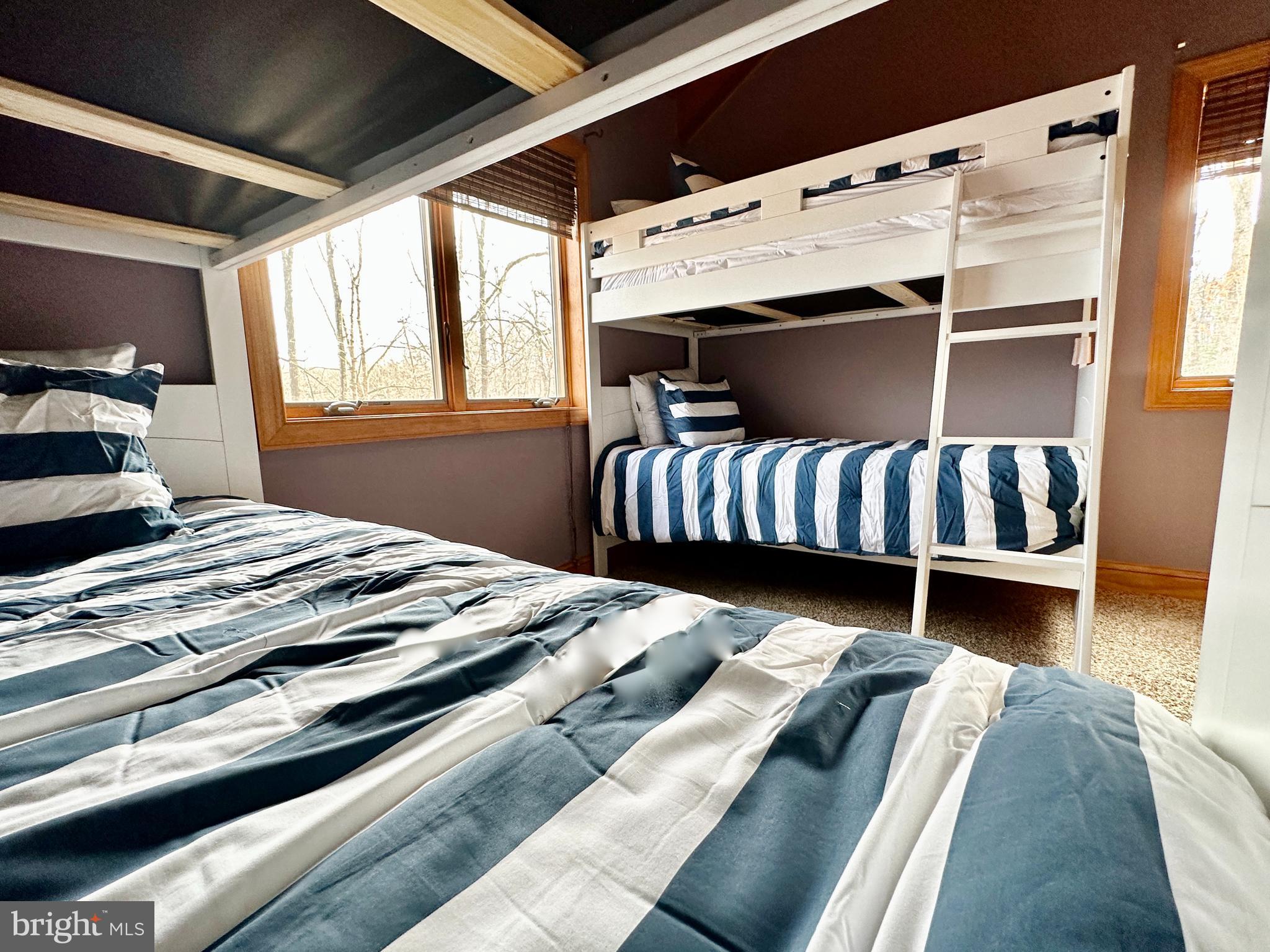 CONTRARY FOREST - Residential