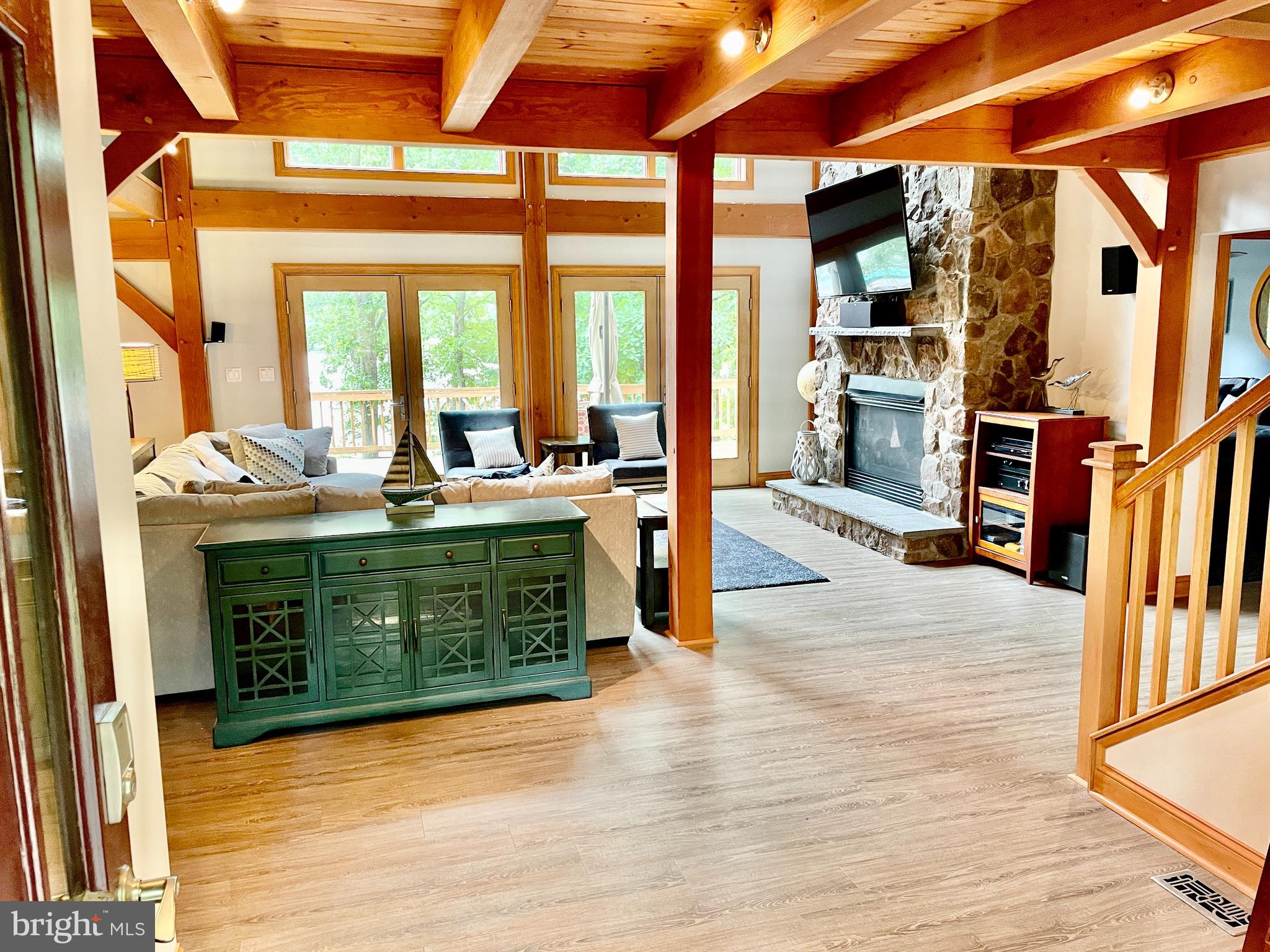 CONTRARY FOREST - Residential