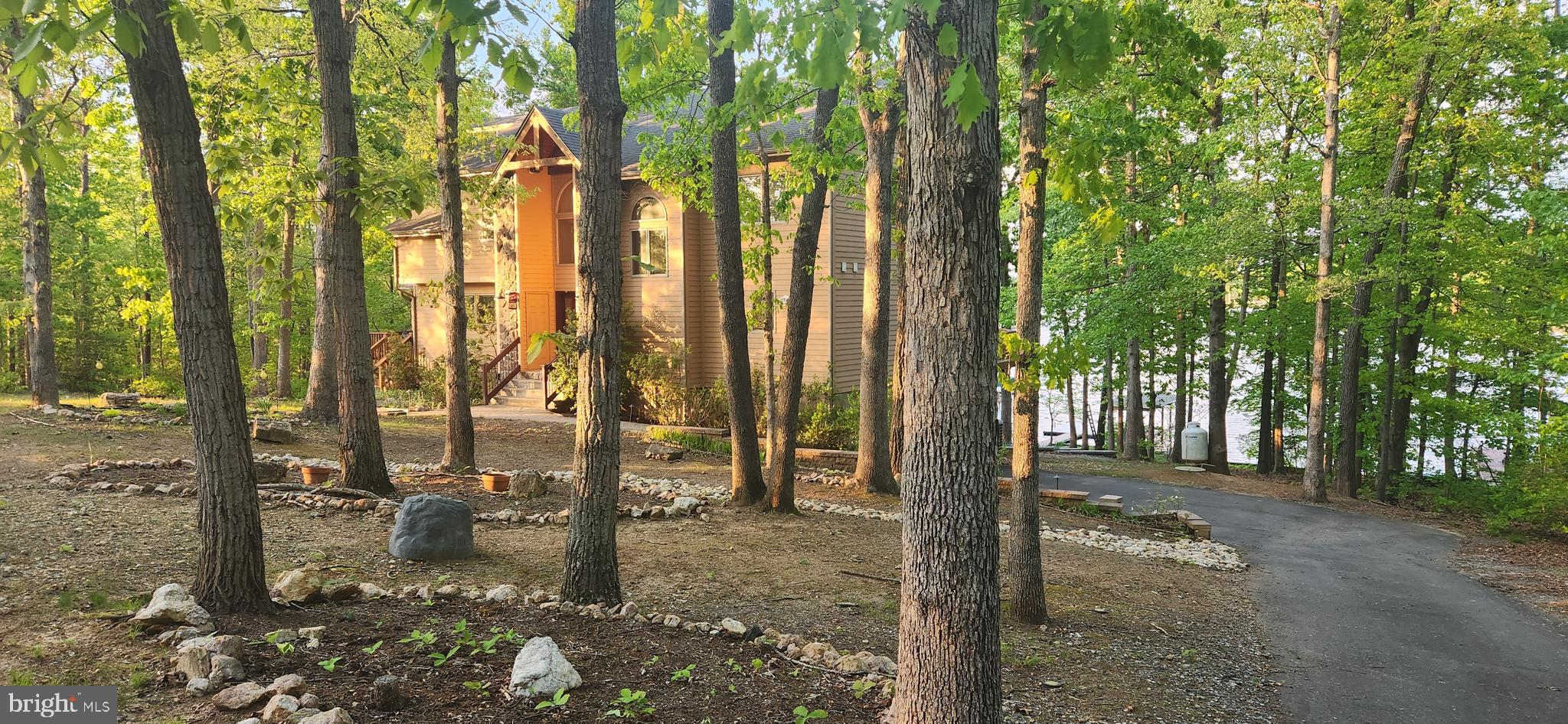 CONTRARY FOREST - Residential