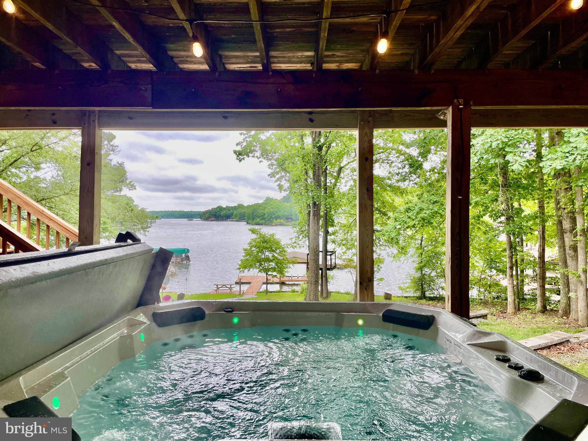 CONTRARY FOREST - Residential