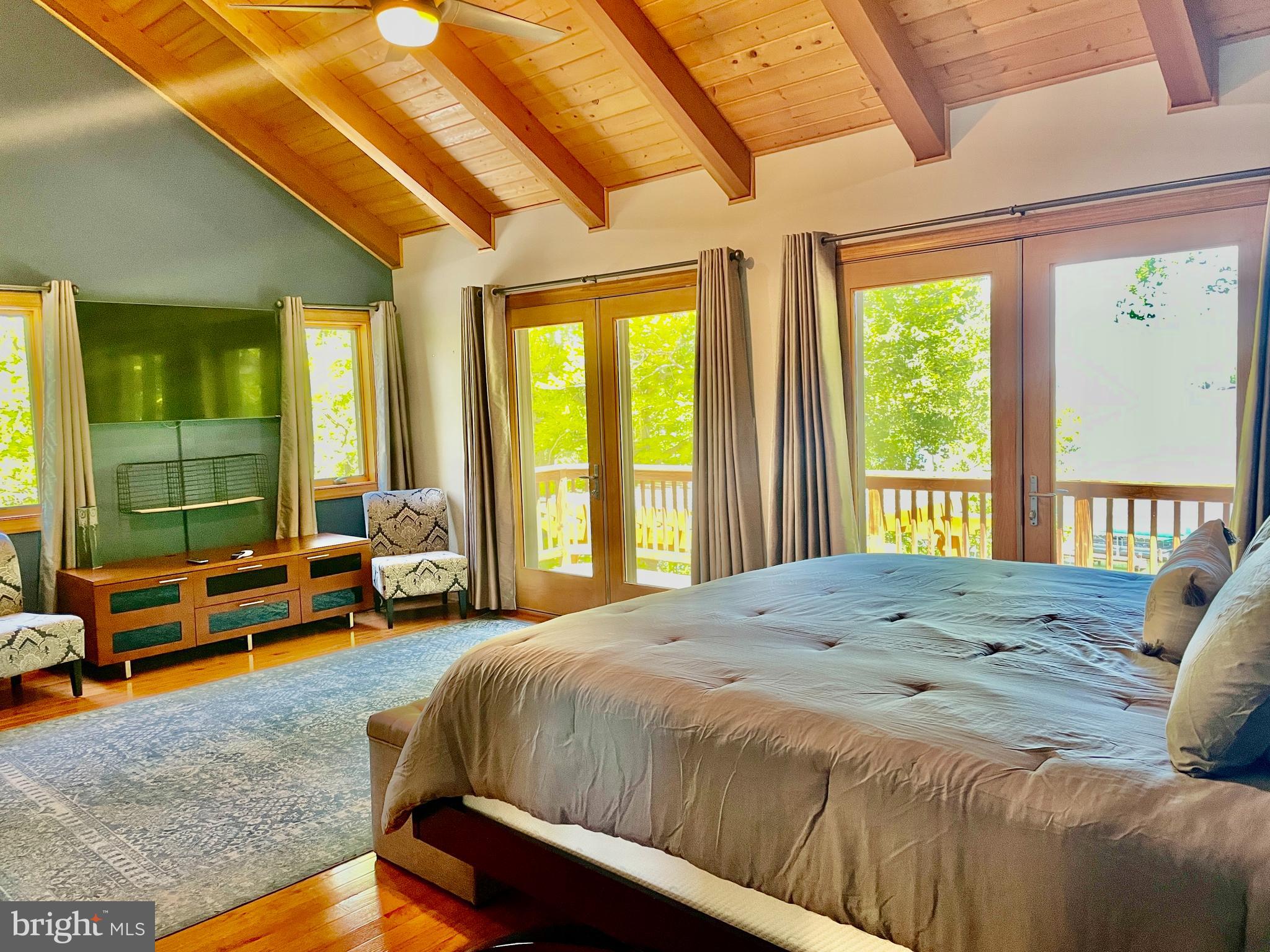 CONTRARY FOREST - Residential