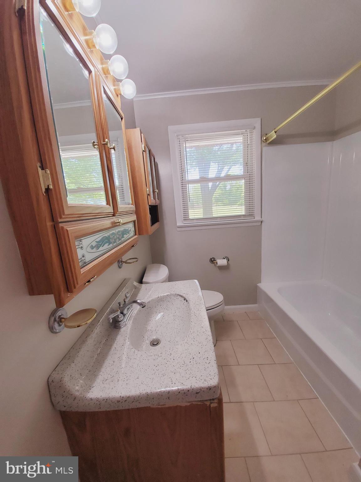 PERRYVILLE - Residential