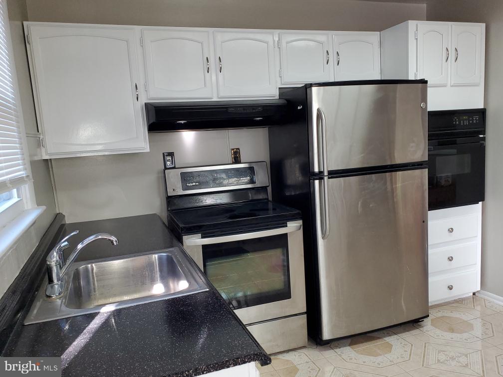 PERRYVILLE - Residential