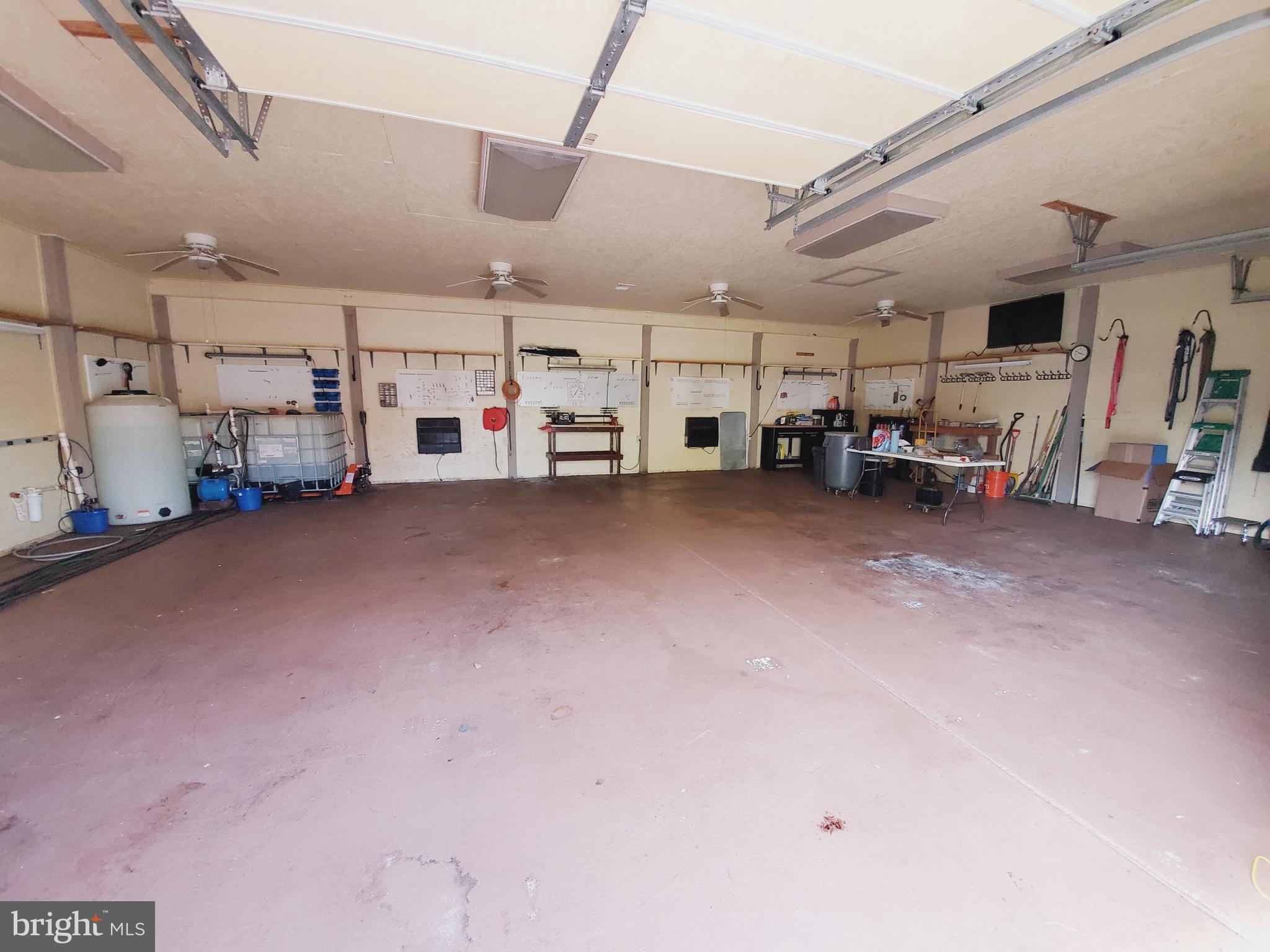 PERRYVILLE - Residential