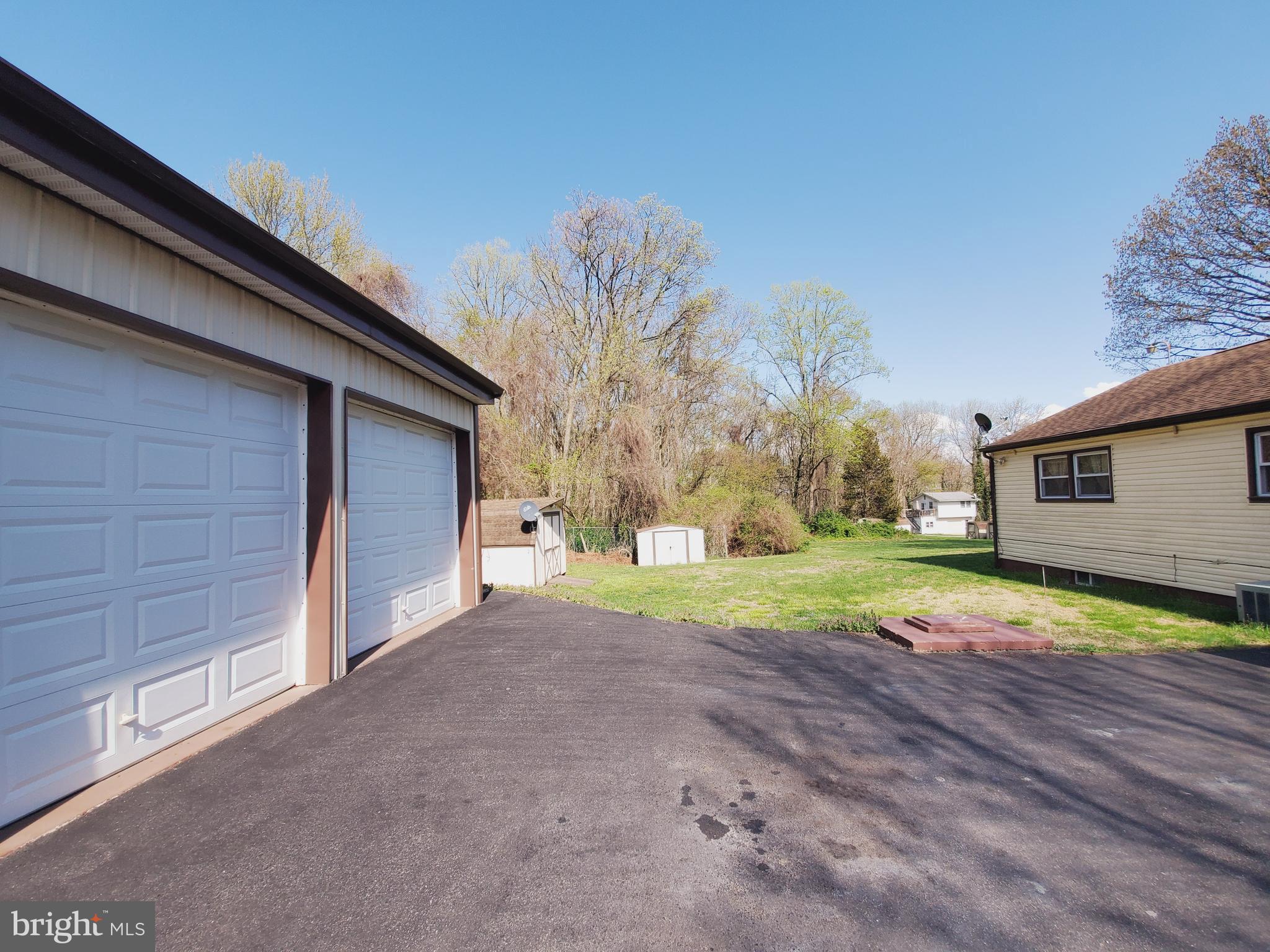 PERRYVILLE - Residential