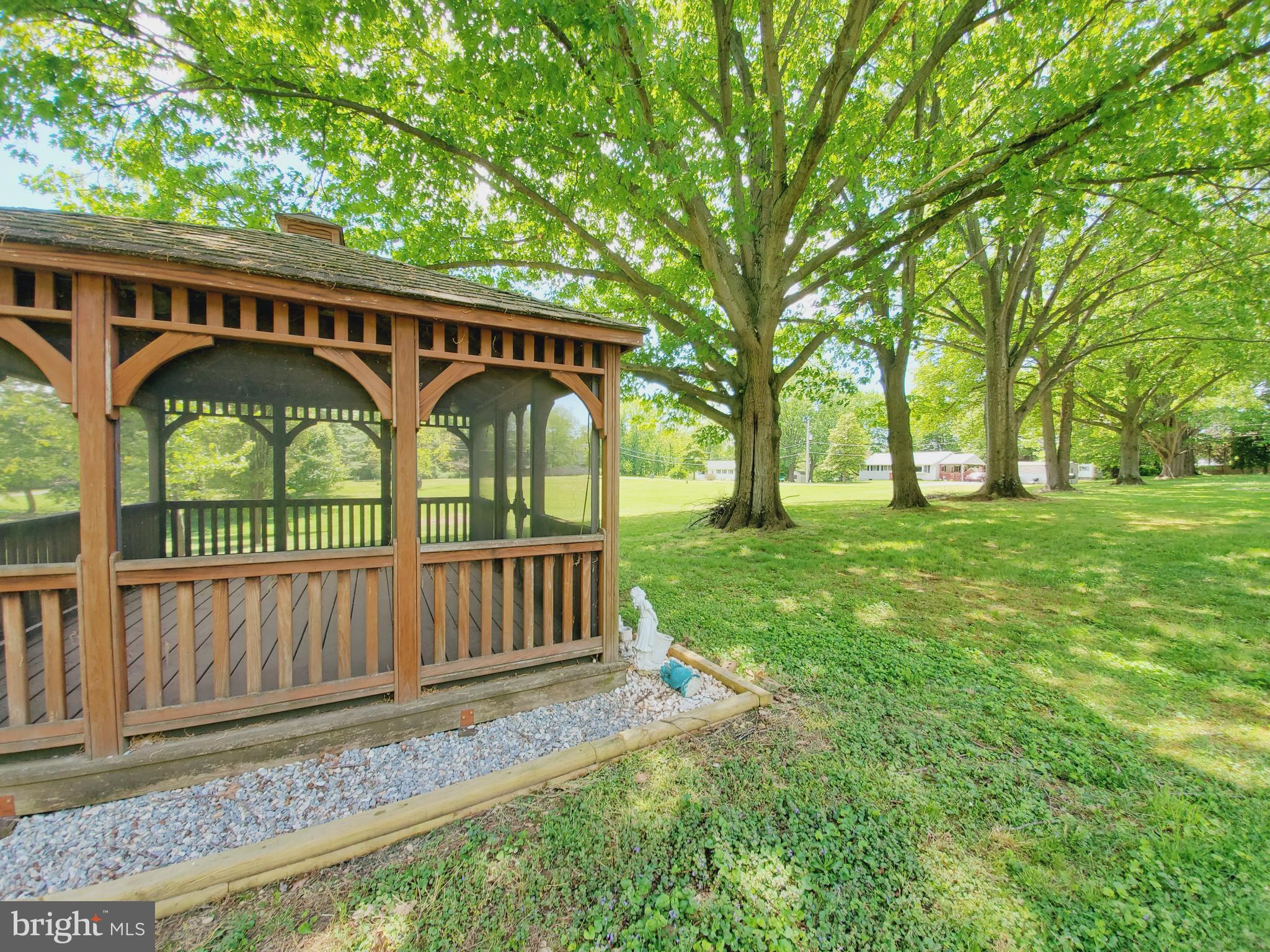 PERRYVILLE - Residential