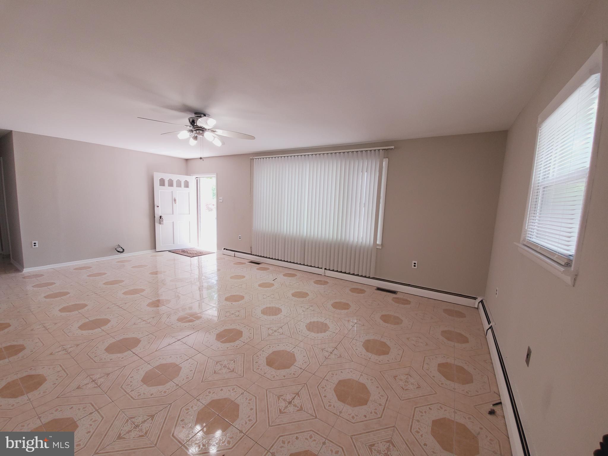 PERRYVILLE - Residential