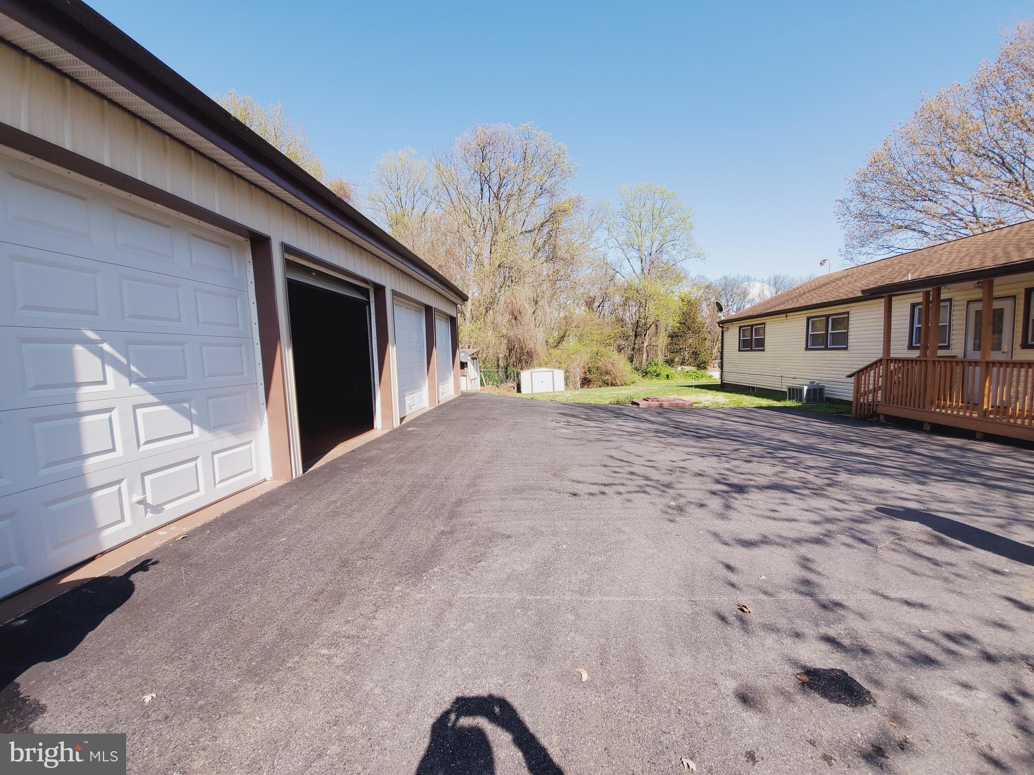 PERRYVILLE - Residential