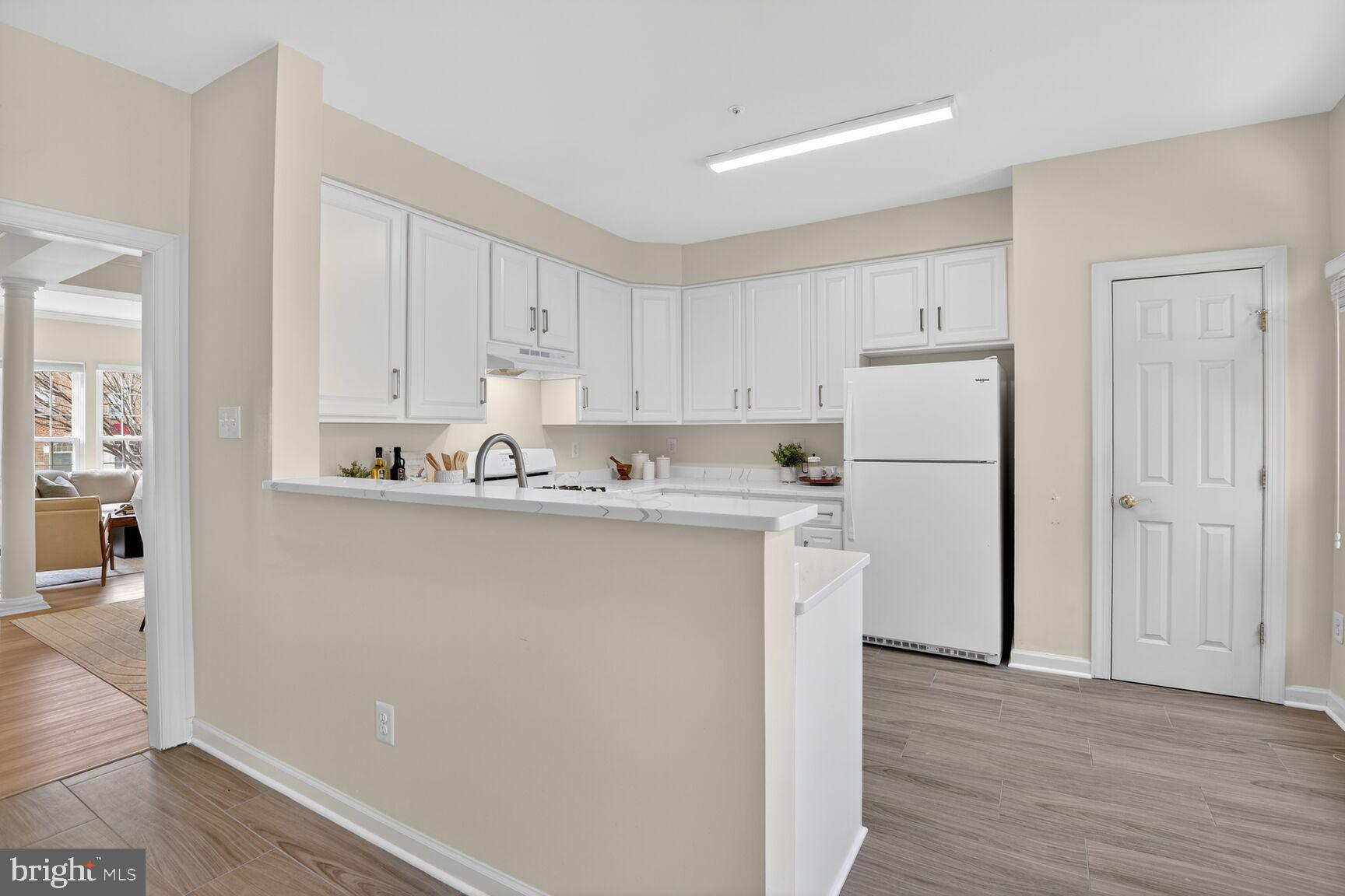 WILLOWS OF POTOMAC - Residential