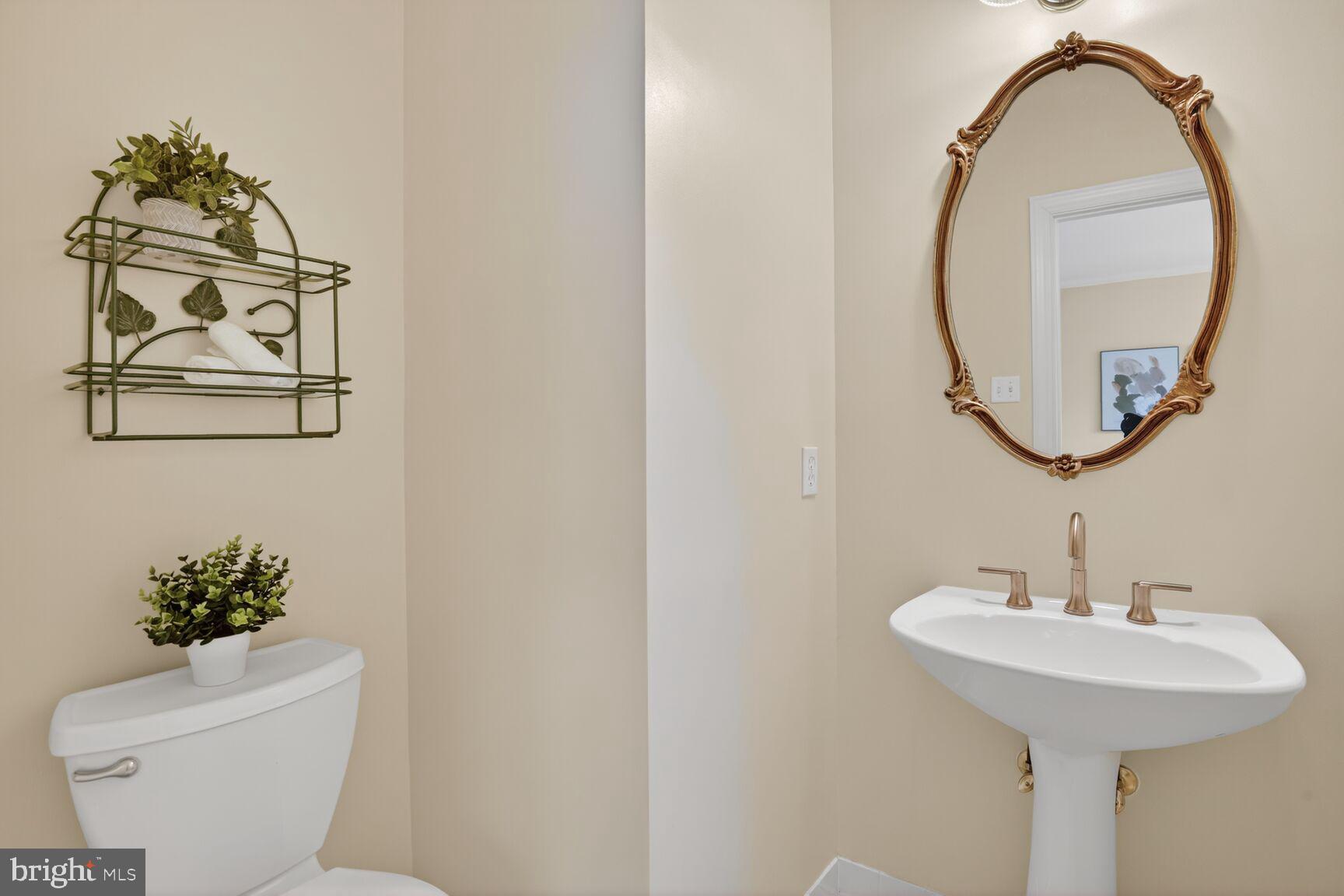 WILLOWS OF POTOMAC - Residential