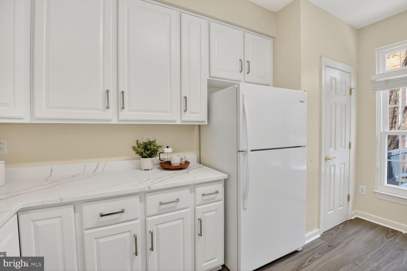 WILLOWS OF POTOMAC - Residential