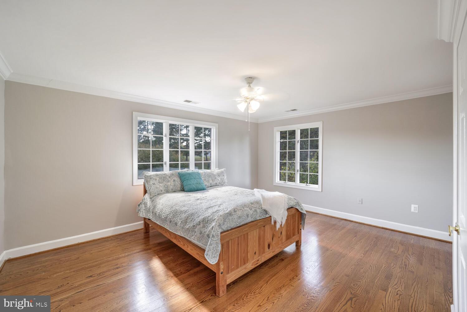 TWELVE HILLS - Residential