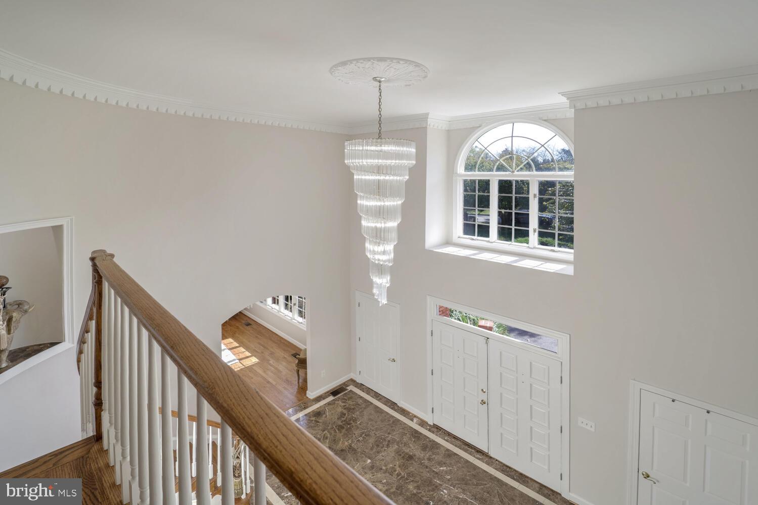 TWELVE HILLS - Residential