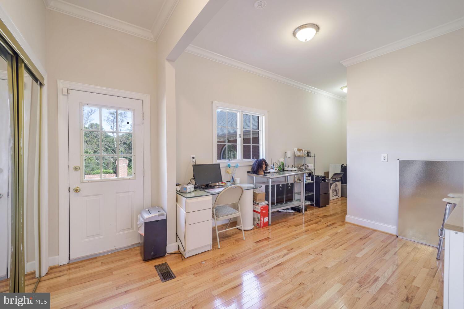 TWELVE HILLS - Residential