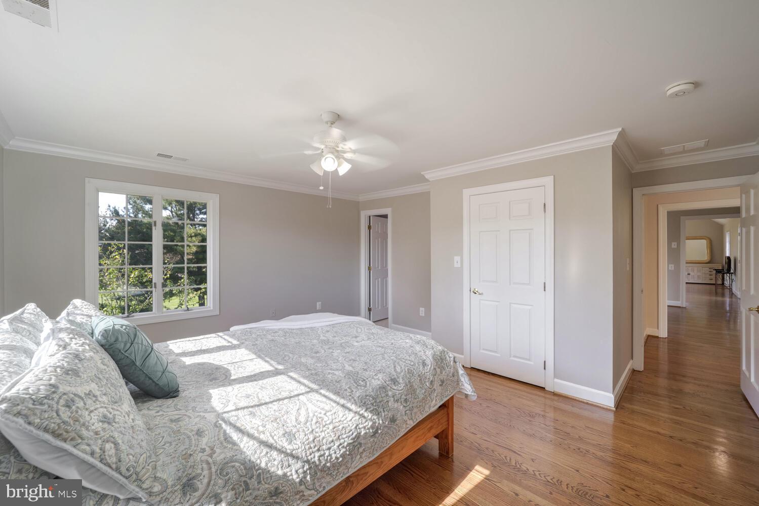 TWELVE HILLS - Residential