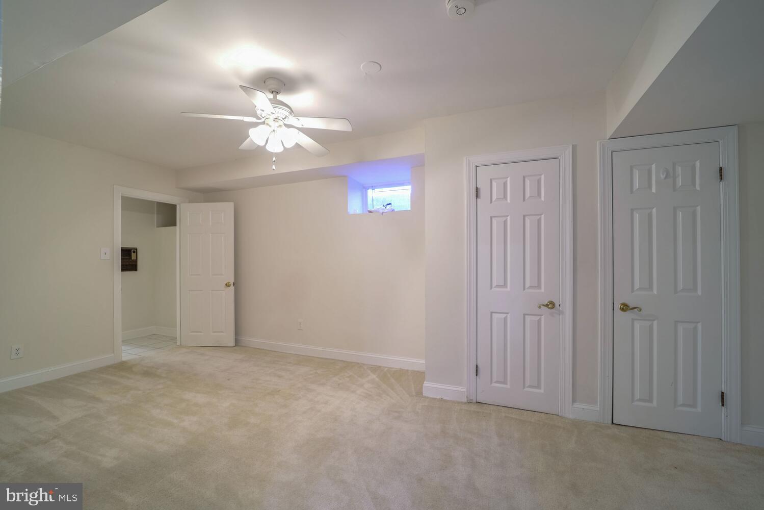 TWELVE HILLS - Residential