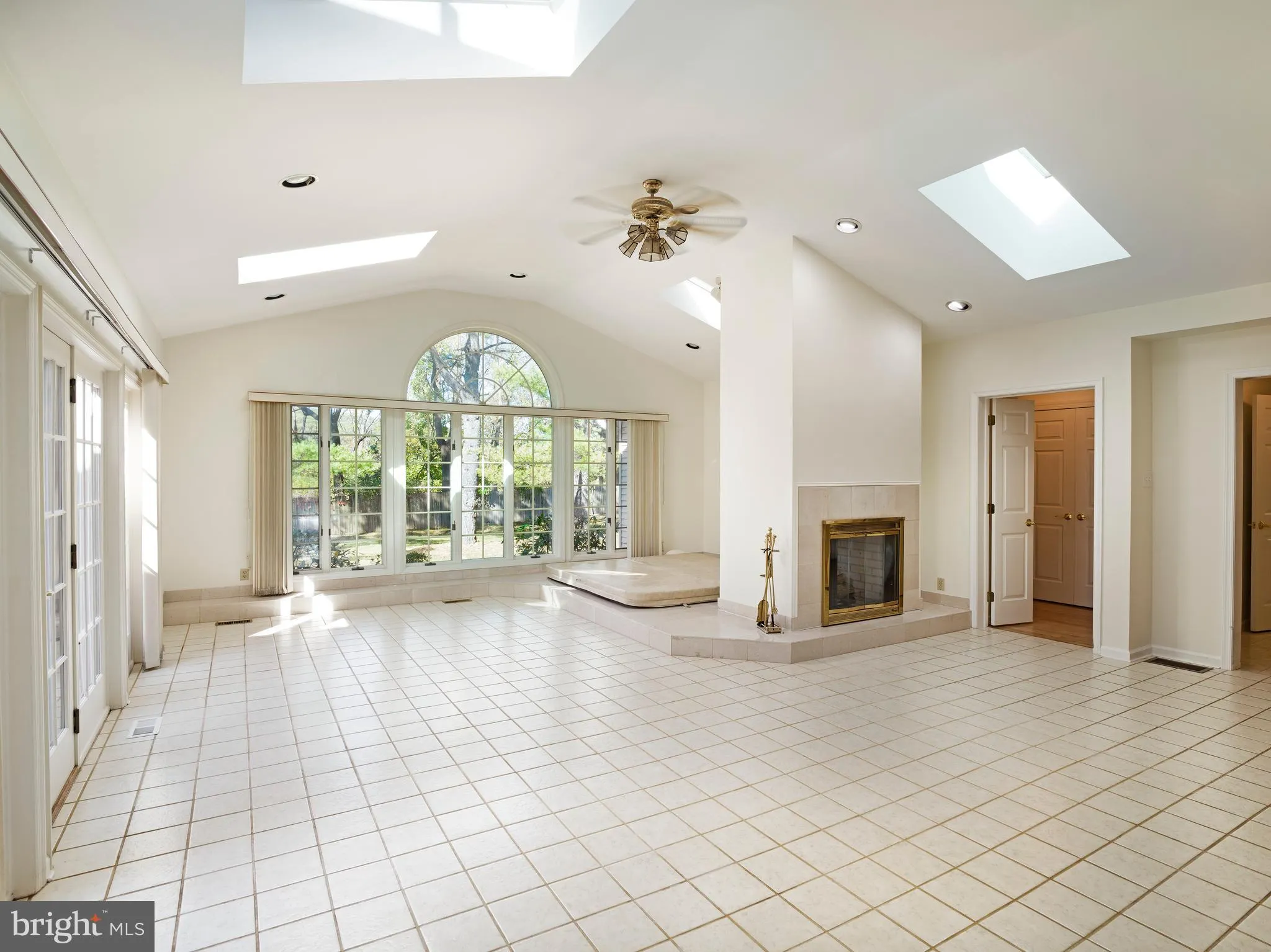 Chesterbrook, Pennsylvania 19087, United States, 5 Bedrooms Bedrooms, ,4 BathroomsBathrooms,Residential,Coming Soon,232899