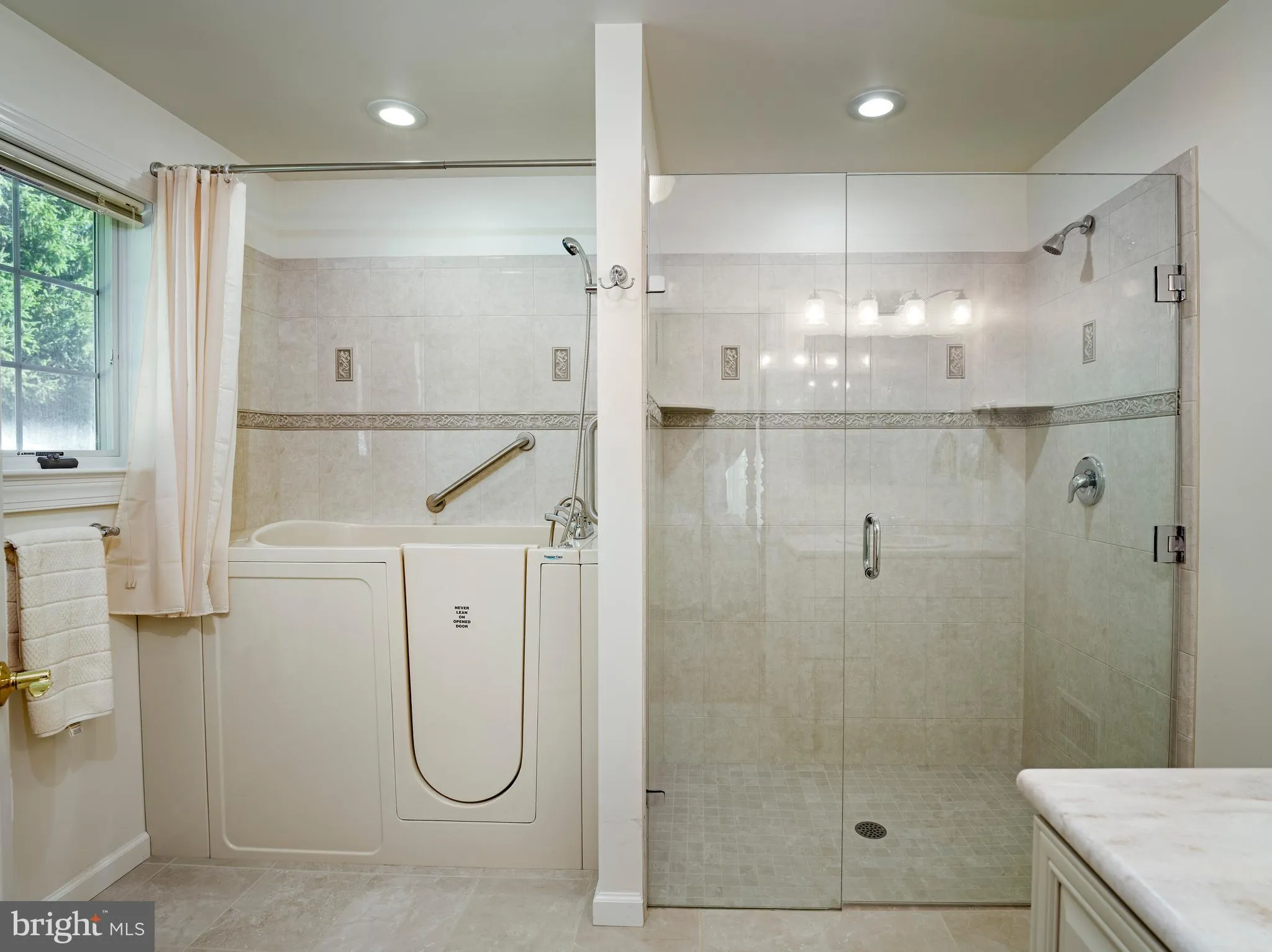 Chesterbrook, Pennsylvania 19087, United States, 5 Bedrooms Bedrooms, ,4 BathroomsBathrooms,Residential,Coming Soon,232899