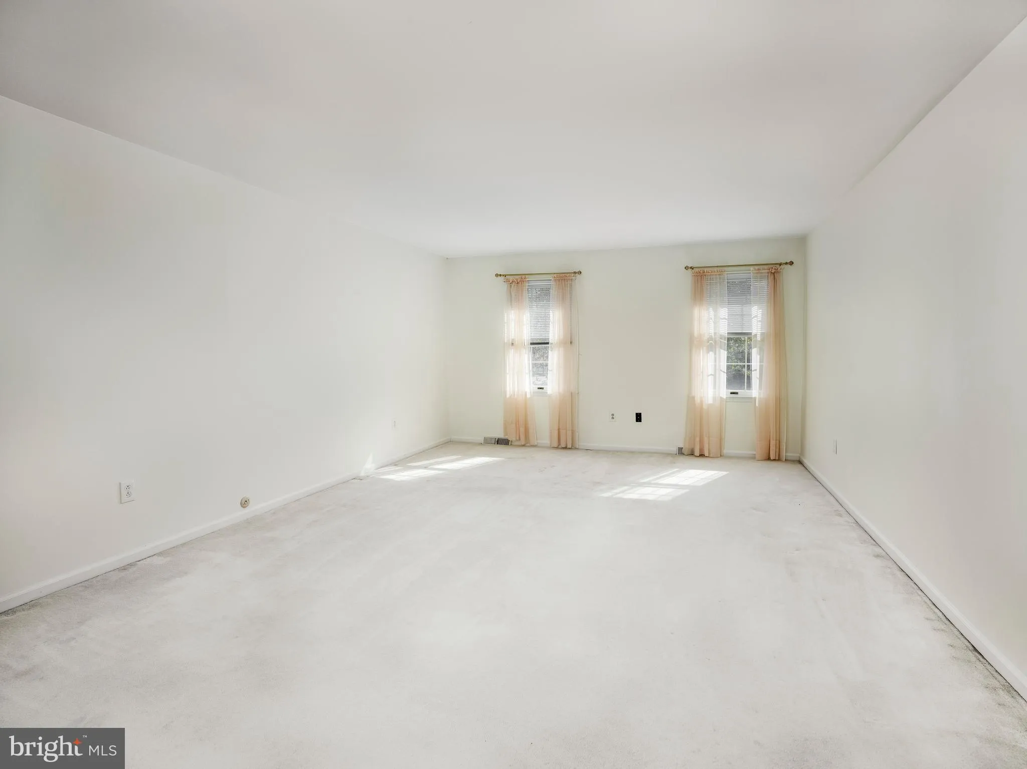 Chesterbrook, Pennsylvania 19087, United States, 5 Bedrooms Bedrooms, ,4 BathroomsBathrooms,Residential,Coming Soon,232899