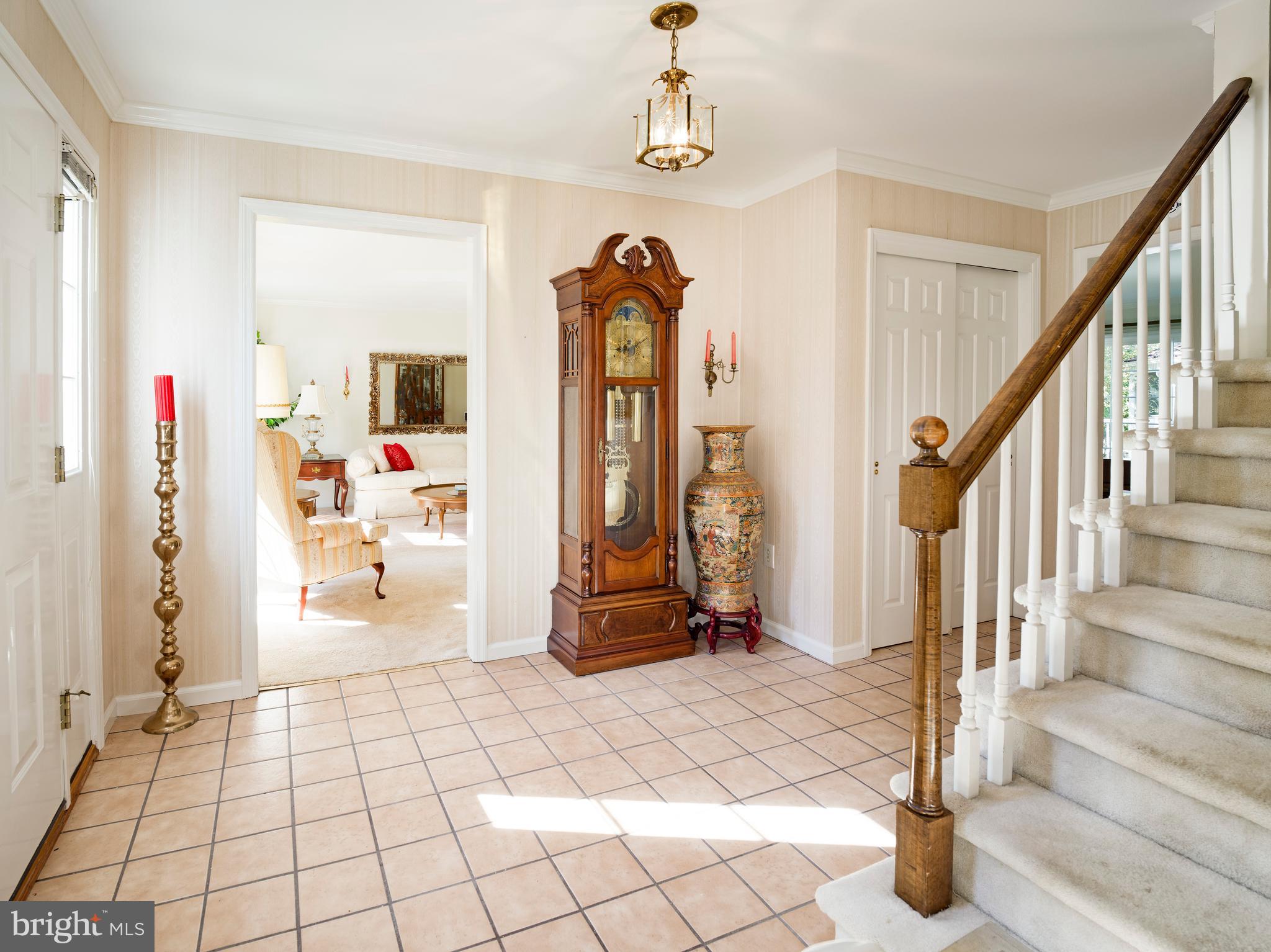 263 LAFAYETTE LANE