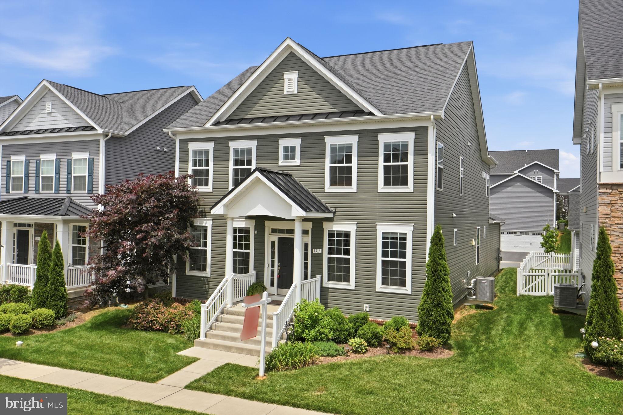 1317 CRAMPTON PLACE