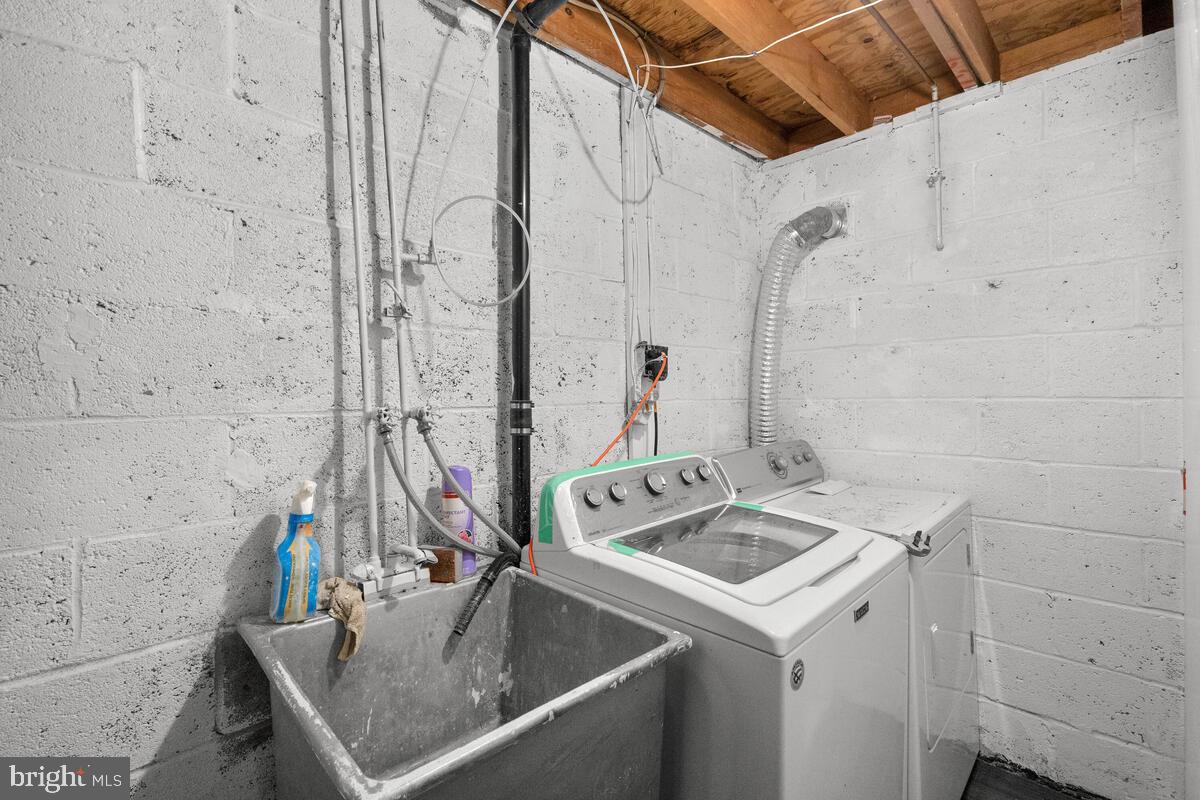 HIGHLANDS OF OLNEY - Residential