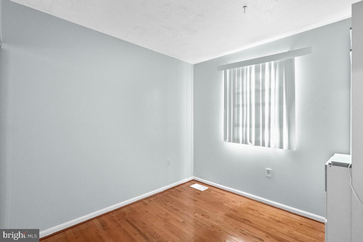 HIGHLANDS OF OLNEY - Residential