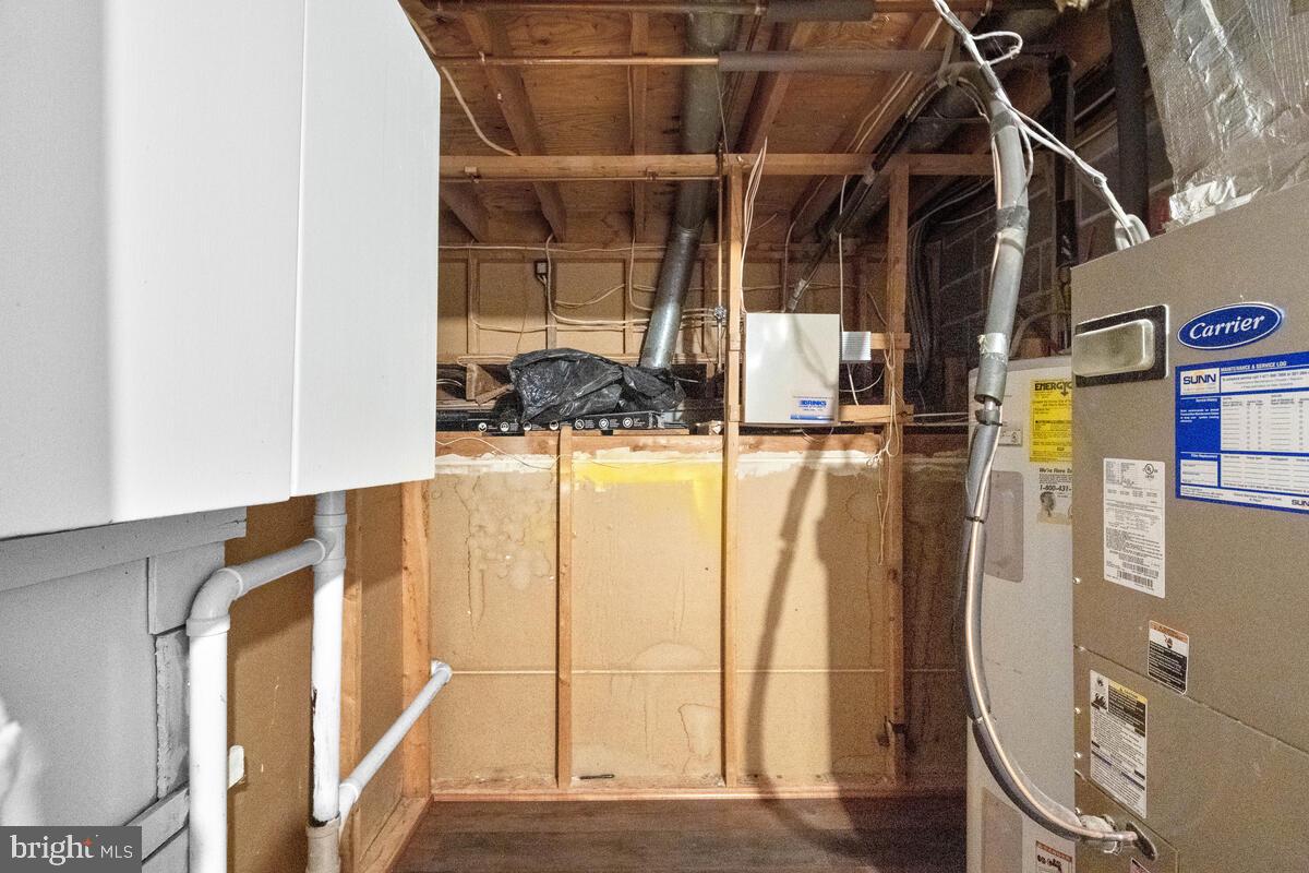 HIGHLANDS OF OLNEY - Residential