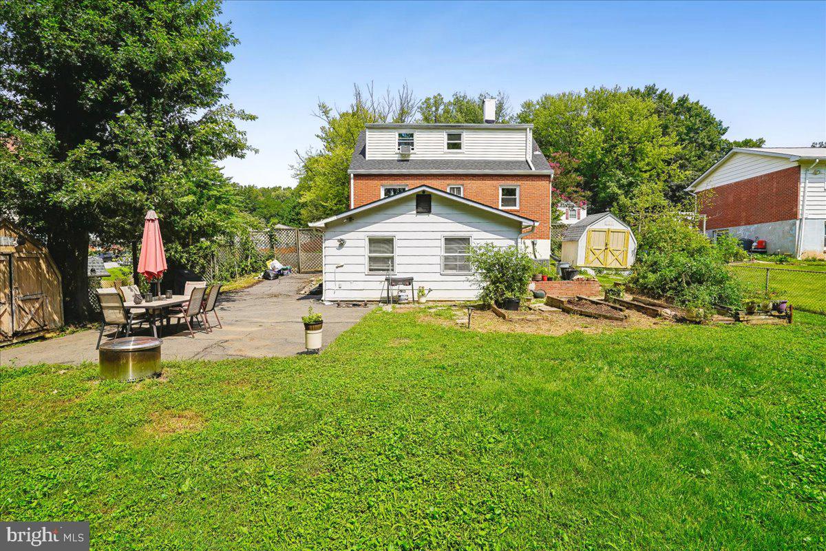 3637 FREEMONT PLACE