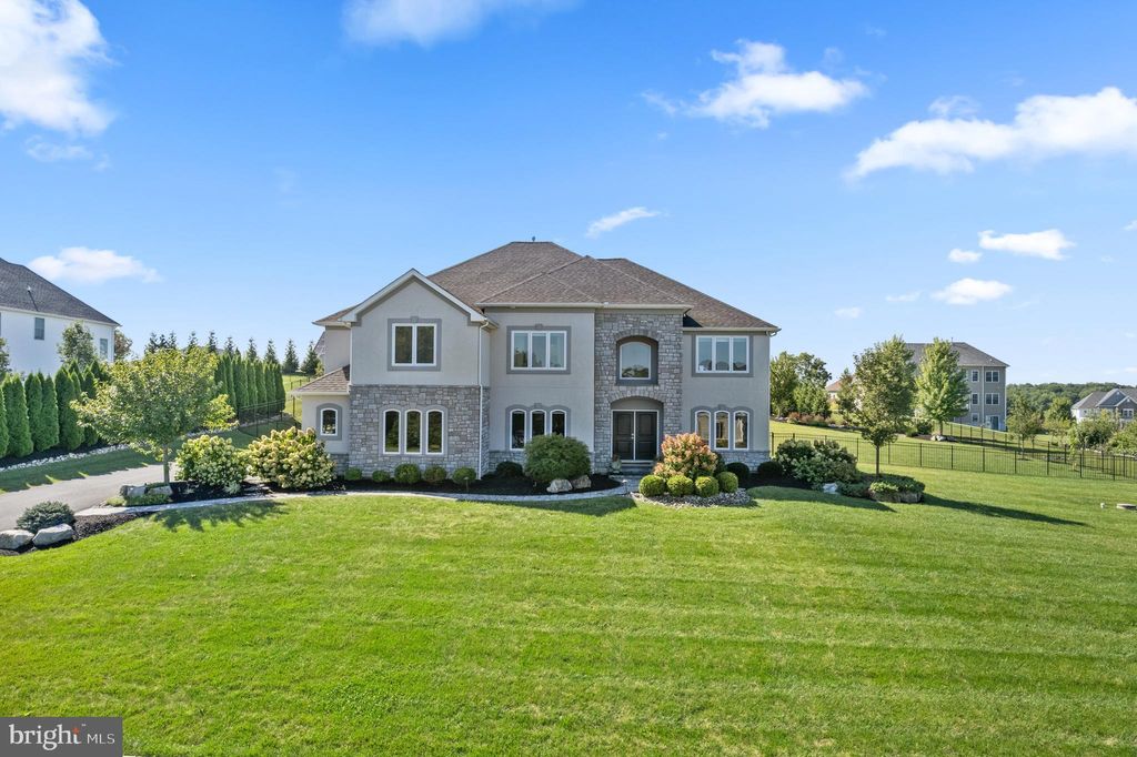 Photo of 4350 Saratoga Drive, BETHLEHEM, PA 18020 (MLS # PANH2009118)