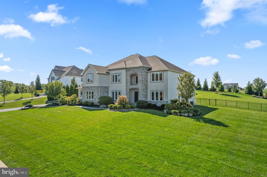 Photo of 4350 Saratoga Drive, BETHLEHEM, PA 18020 (MLS # PANH2009118)