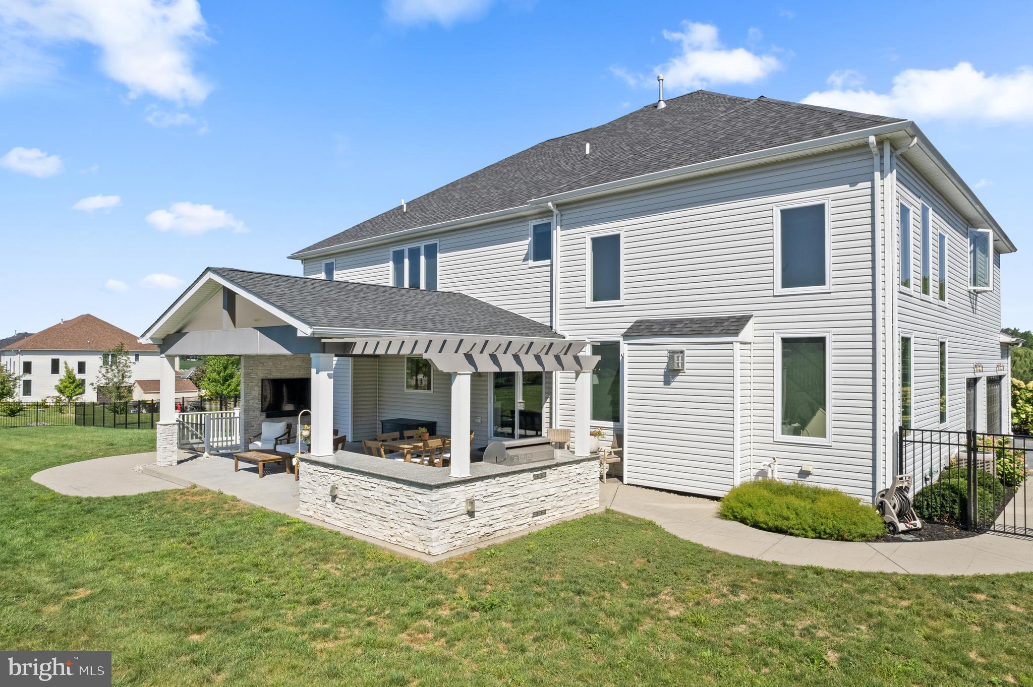 SARATOGA FARMS - Residential