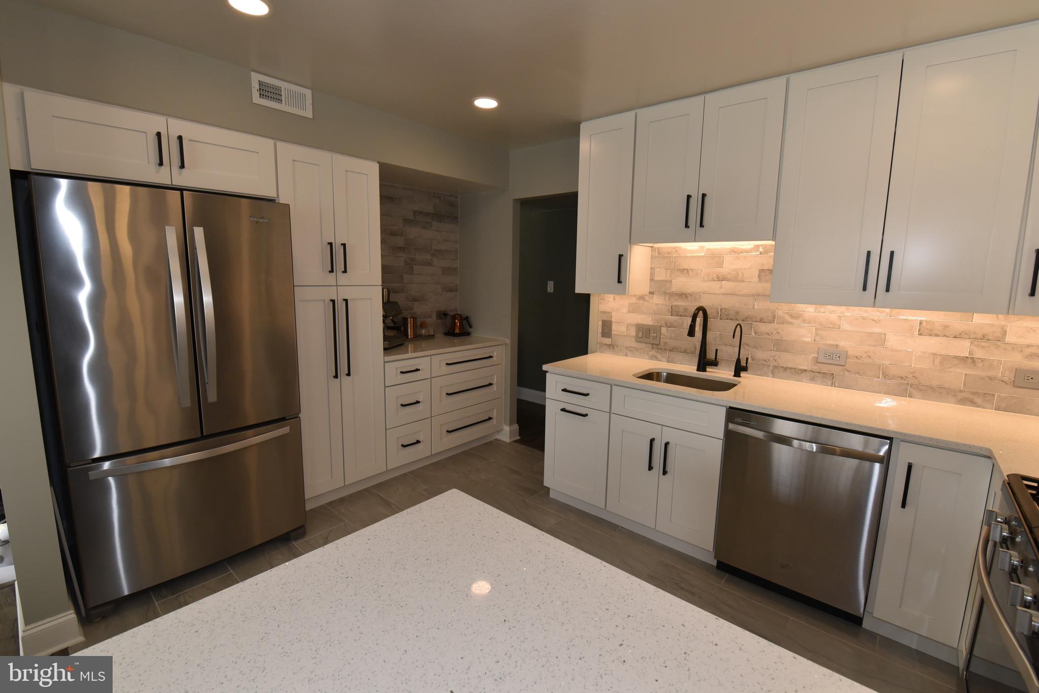 BENTANA PARK - Residential