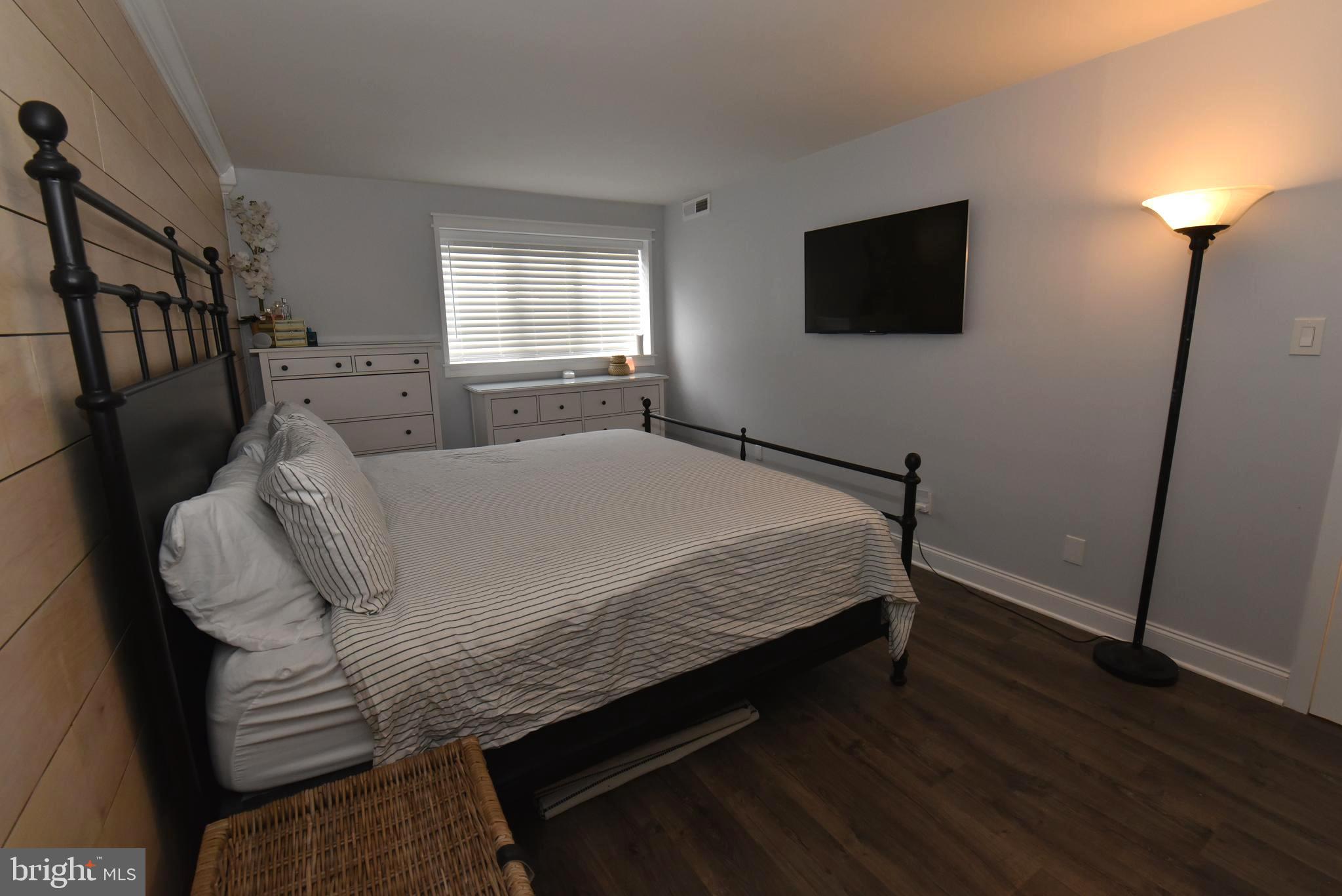 BENTANA PARK - Residential