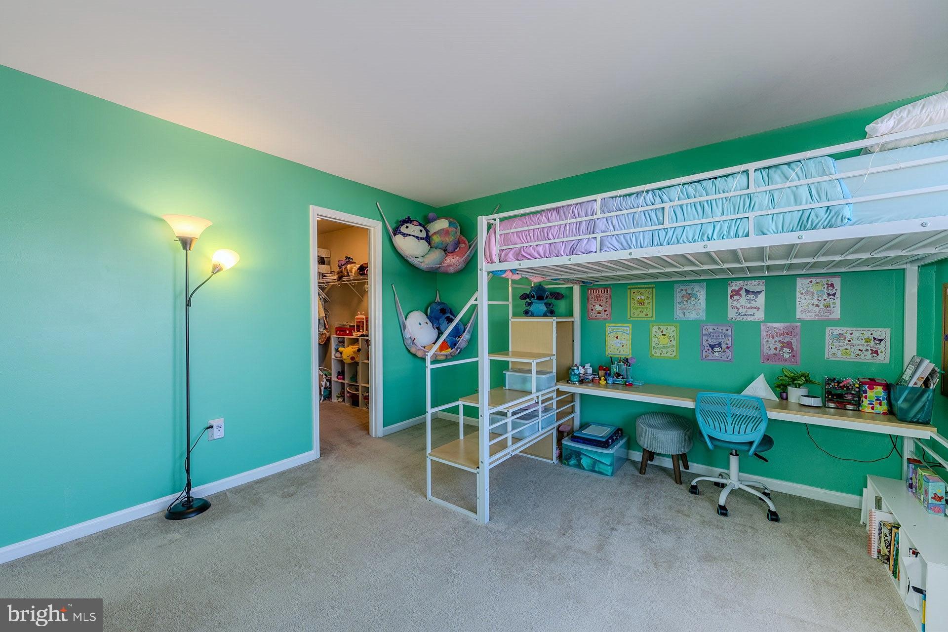 BRIDLEWOOD - Residential