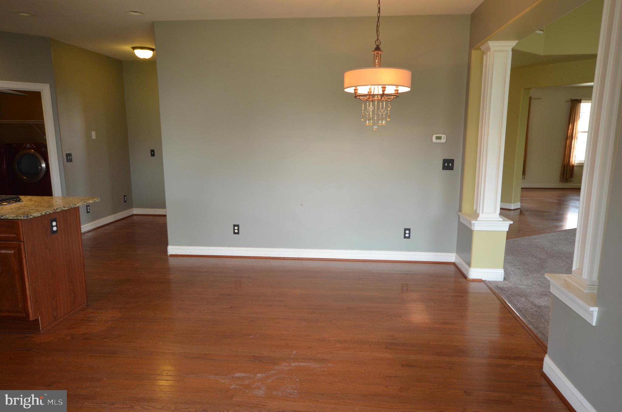 ALBIN ESTATES - Residential Lease