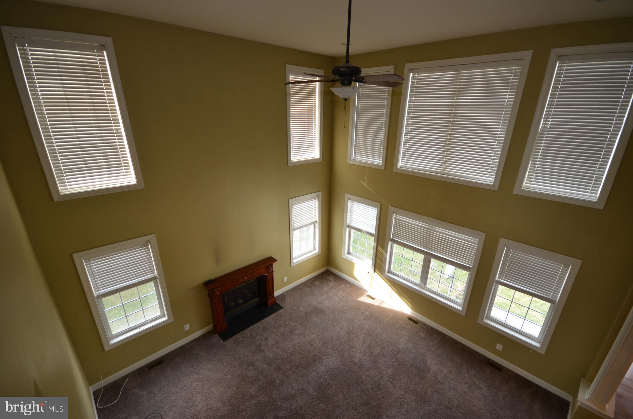 ALBIN ESTATES - Residential Lease