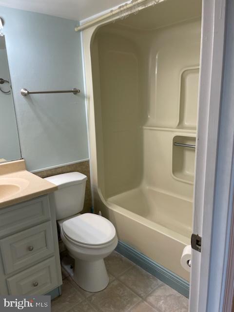 QUEENS LANDING - Residential Lease