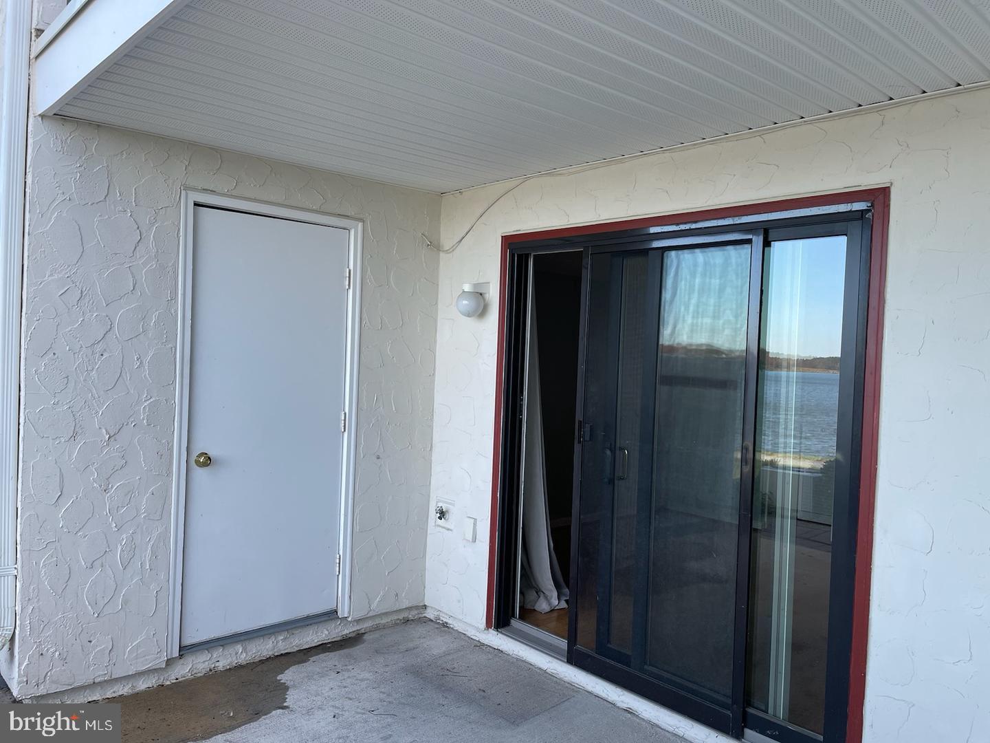 QUEENS LANDING - Residential Lease