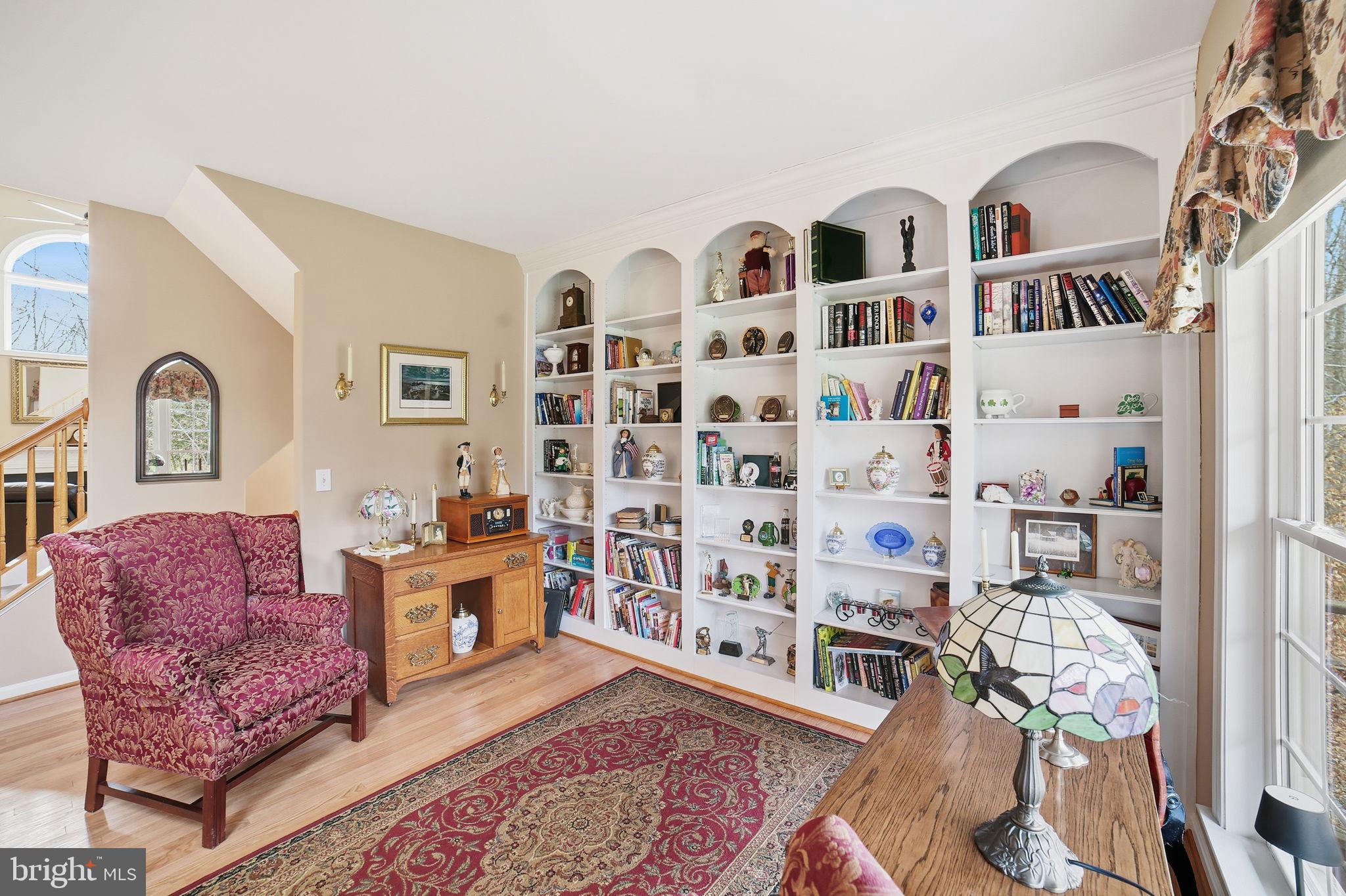 NI RIVER STATION - Residential