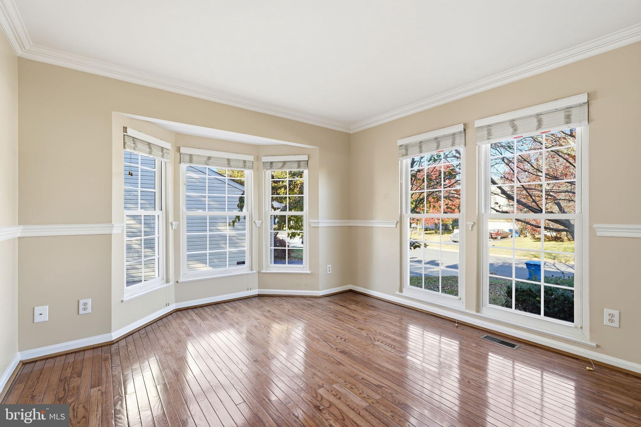 ASHBURN VILLAGE - Residential Lease