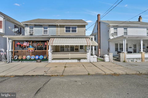 Townhouse For Sale - 134 E Hazard Street<br/> SUMMIT HILL, PA 18250