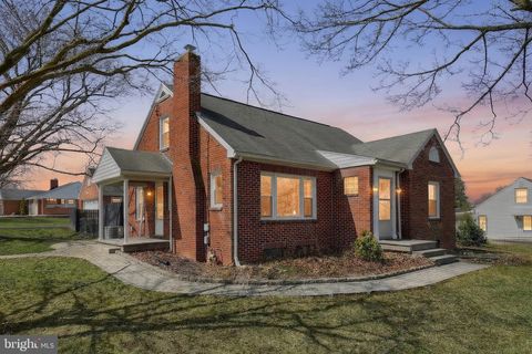 1826 POWDER MILL ROAD YORK PA 17402