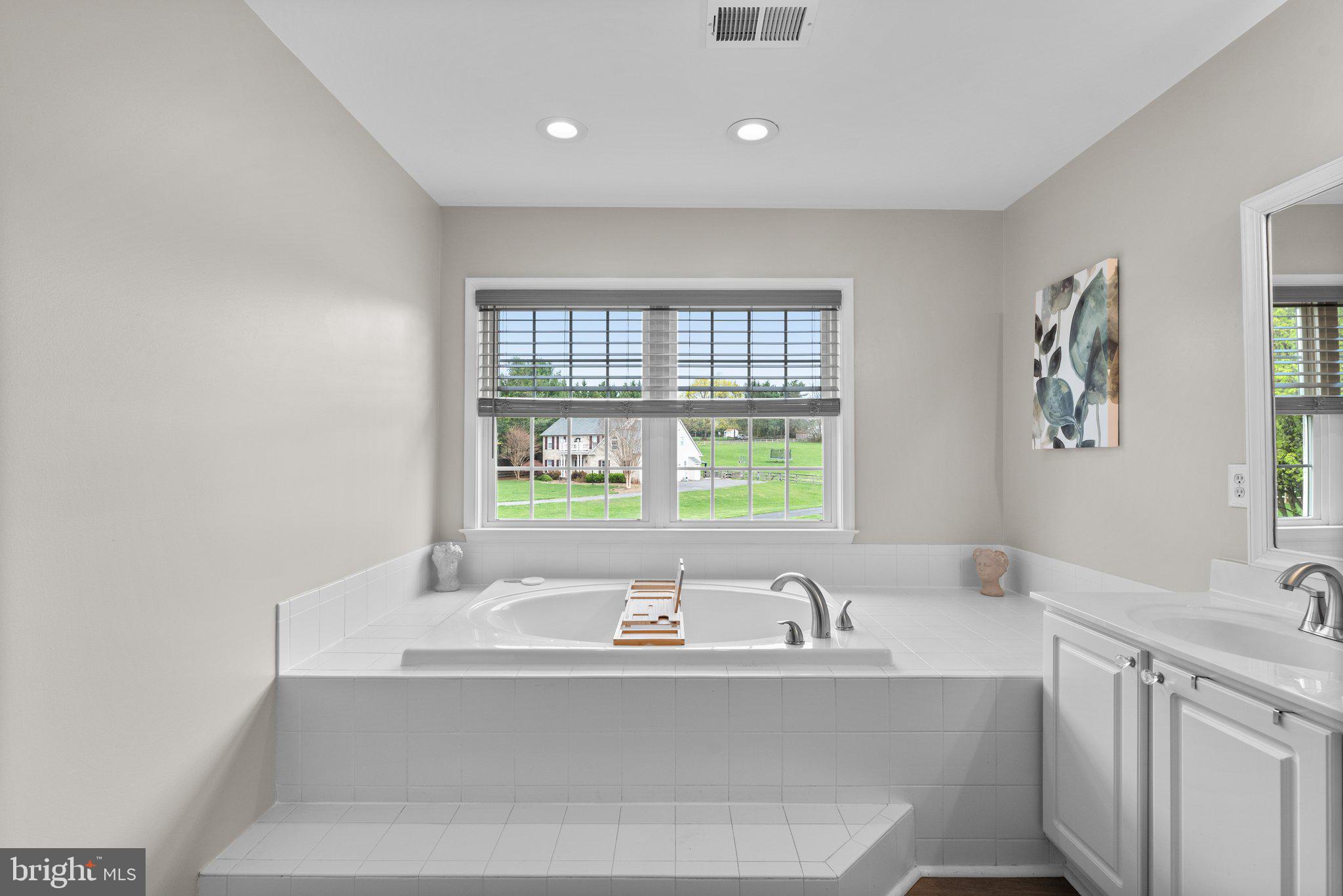 GAITHERSBURG - Residential