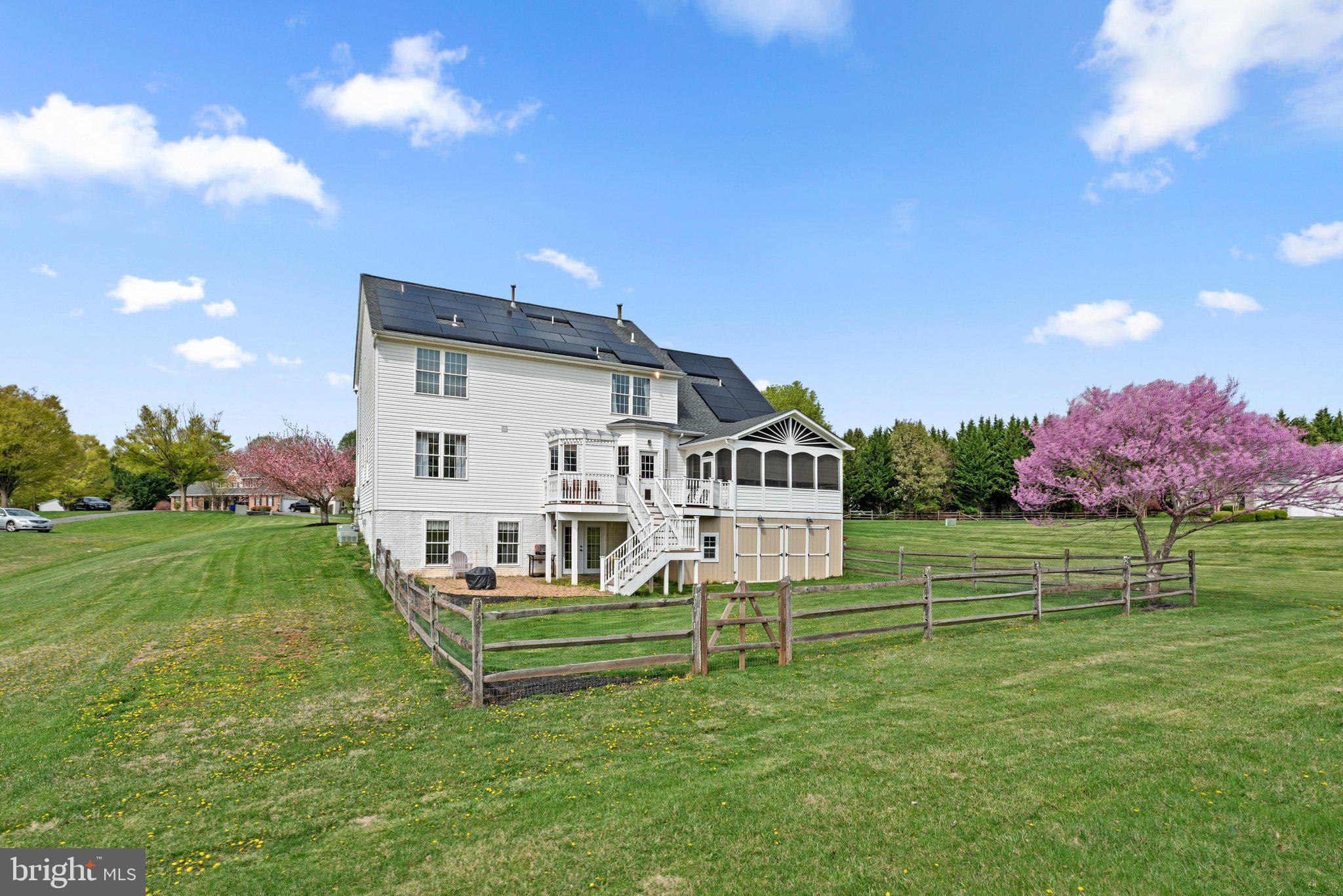 GAITHERSBURG - Residential